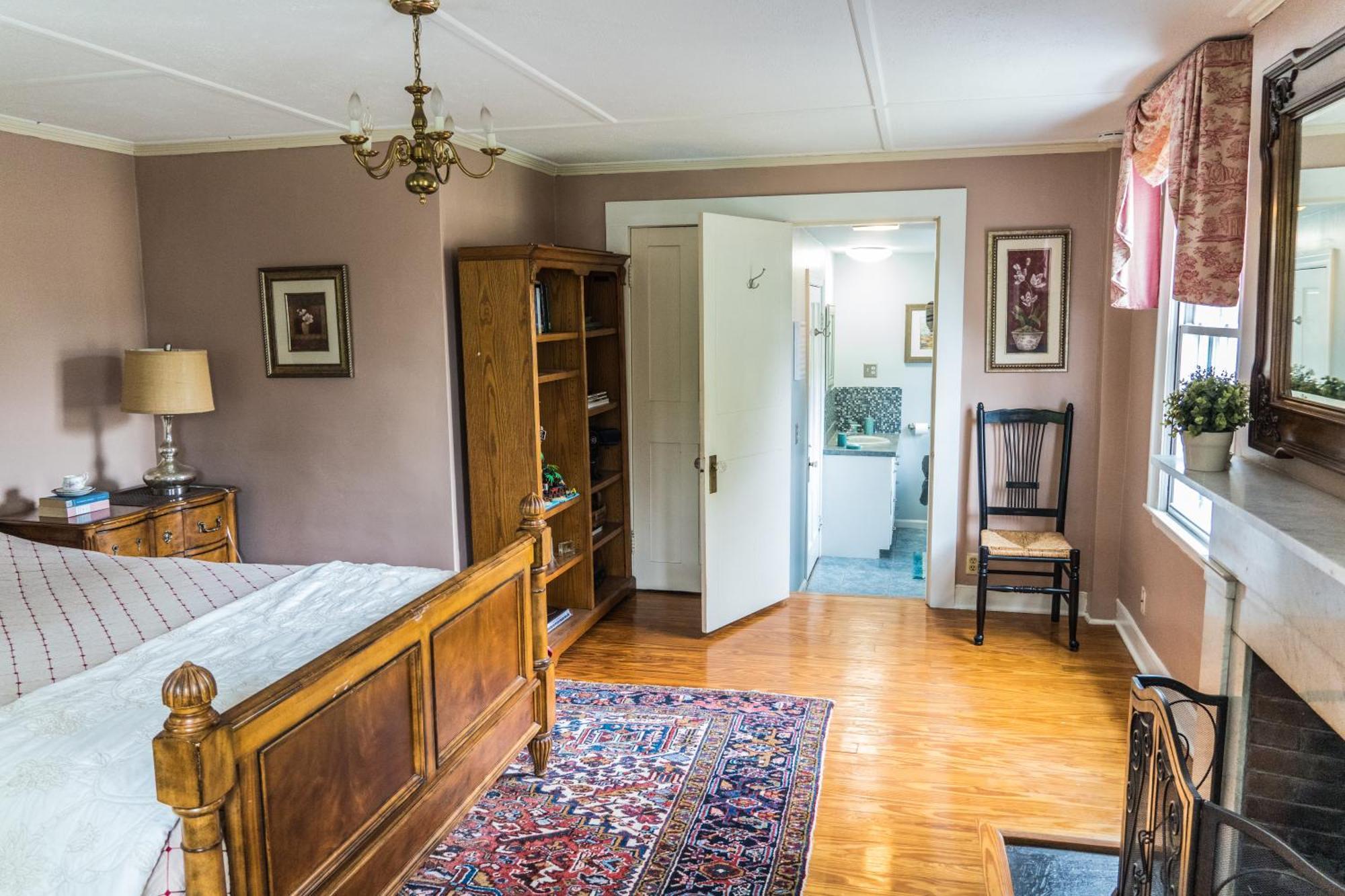 Antique1242 British Bed & Breakfast Enfield Dış mekan fotoğraf